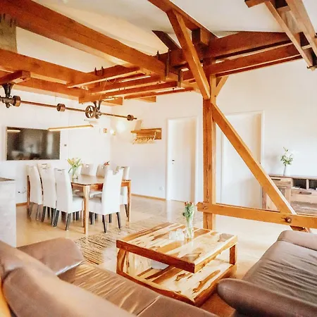 In Der Wassermuehle Am Schloss Apartment